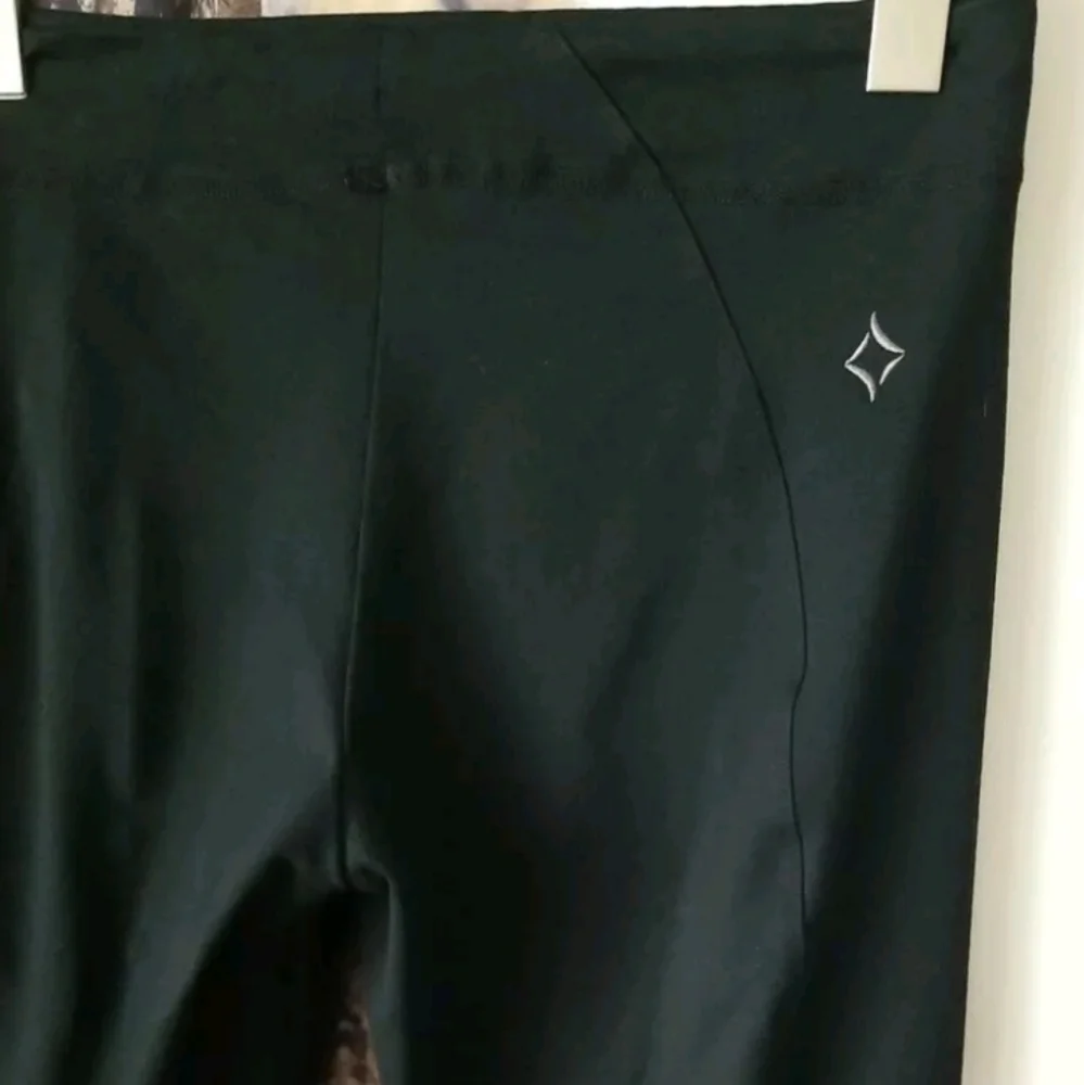 Stonewear Women's PETITE Black Stretch Wide Leg Regular Fit Legging Pants Size S